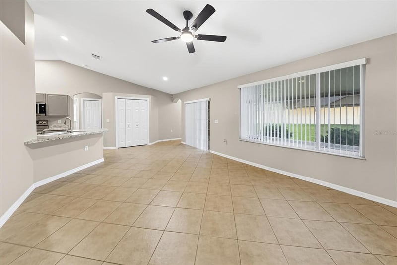 12807 Raysbrook Dr, Riverview, FL 33569