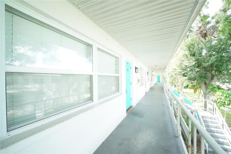 5810 21st St N #15, St Petersburg, FL 33714