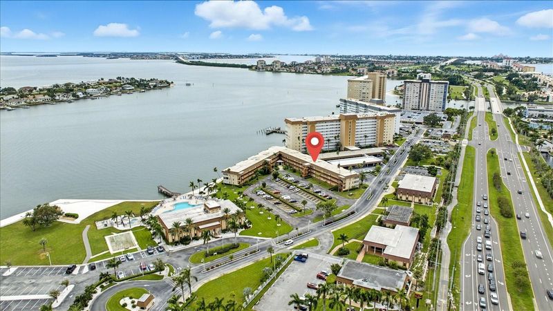 5020 Brittany Dr S #322, St Petersburg, FL 33715