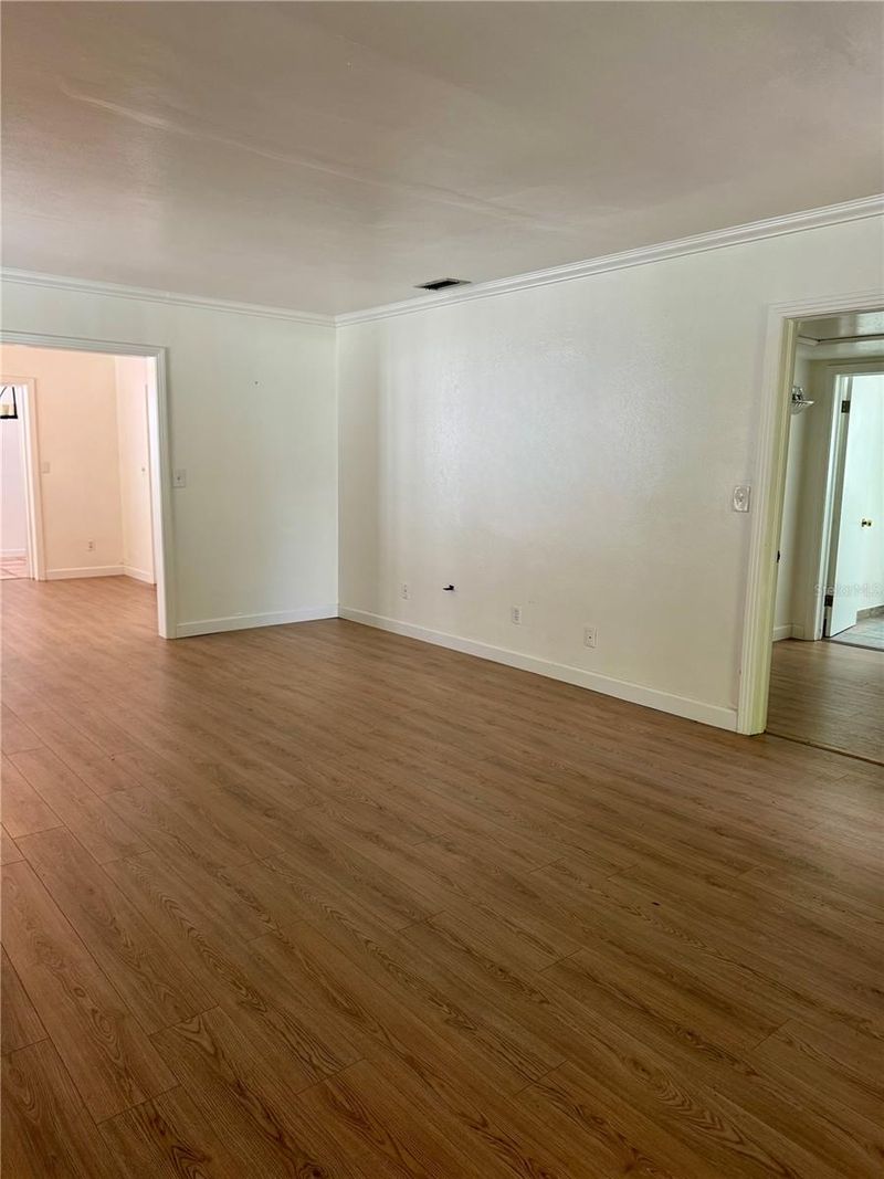 207 W Davis Blvd, Tampa, FL 33606