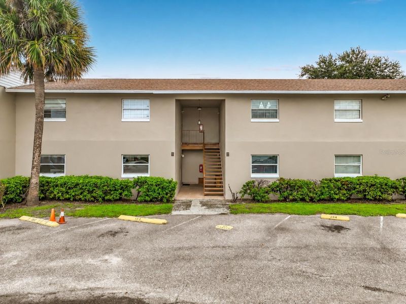 5885 Dahlia Dr #103, Orlando, FL 32807