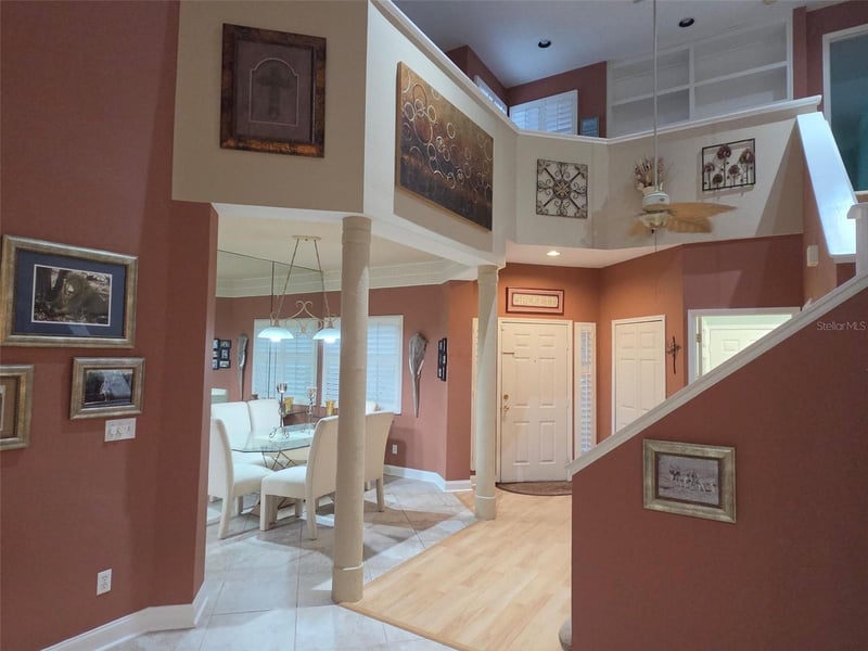 450 Date Palm Ct NE, St Petersburg, FL 33703