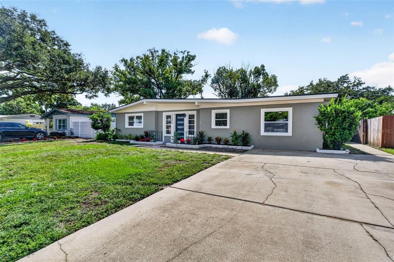3486 Floral Dr, Largo, FL 33771