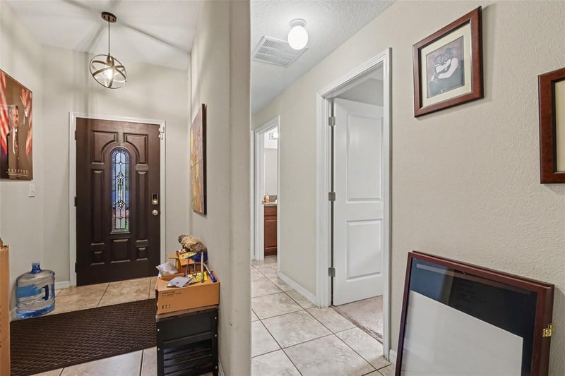 223 Cascade Bend Dr, Ruskin, FL 33570