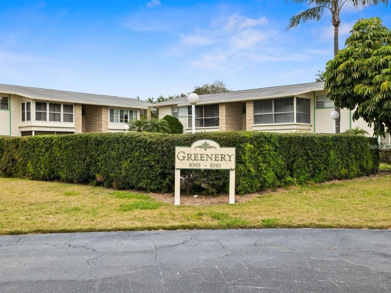 8301 Bardmoor Blvd #209, Seminole, FL 33777