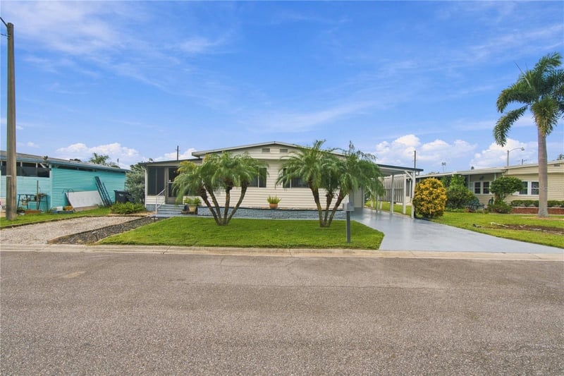104 52nd Avenue Pz E, Bradenton, FL 34203