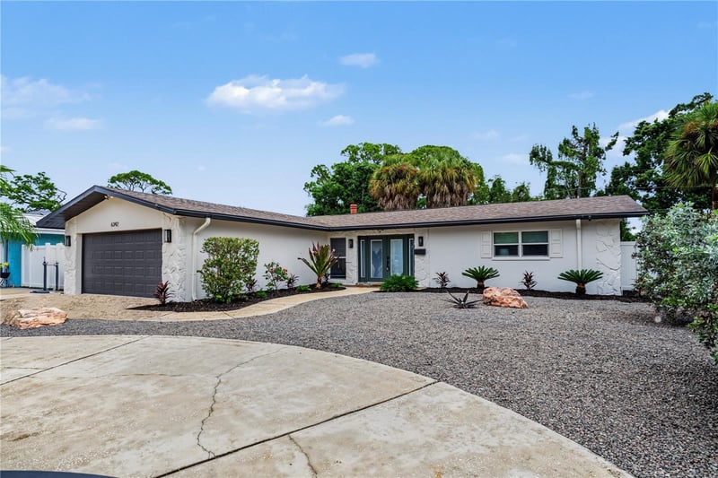 6342 31st St S, St Petersburg, FL 33712