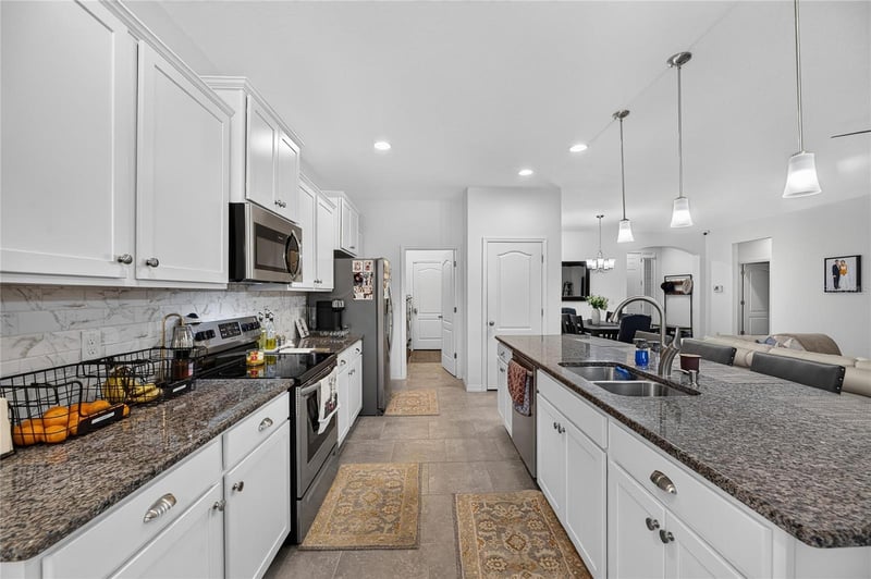 10619 Scenic Hollow Dr, Riverview, FL 33578