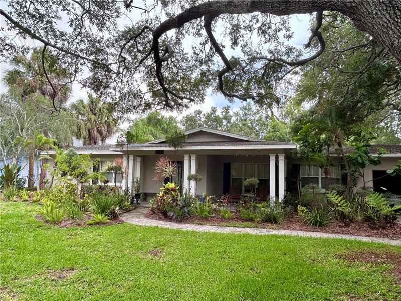 4628 W Longfellow Ave, Tampa, FL 33629