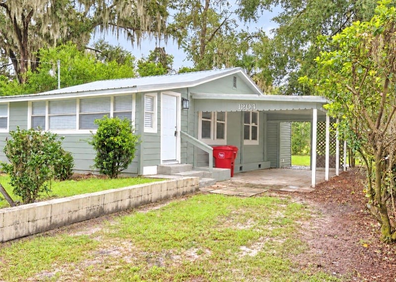1204 N Morningside Dr, Plant City, FL 33563