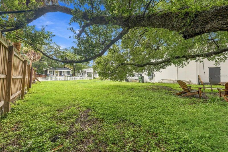 3106 N 17th St, Tampa, FL 33605