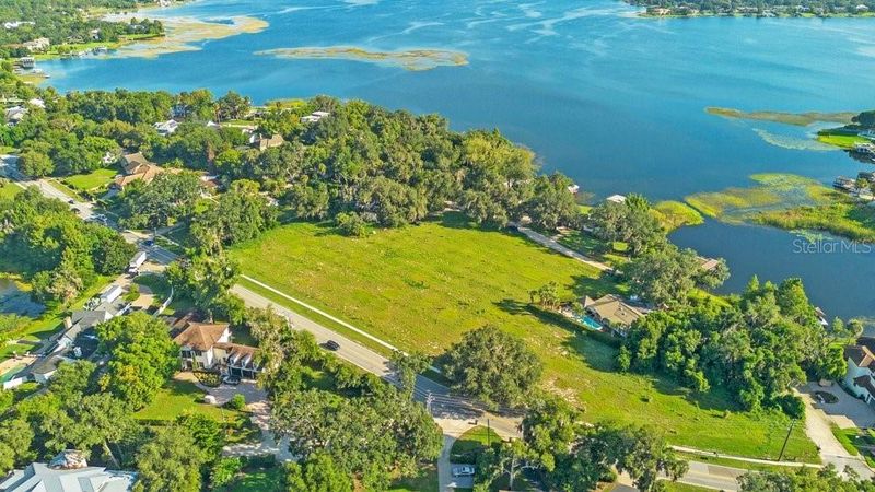 616 Ridgewood Dr, Windermere, FL 34786