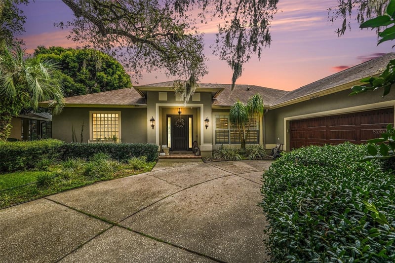 16809 Windsor Park Dr, Lutz, FL 33549