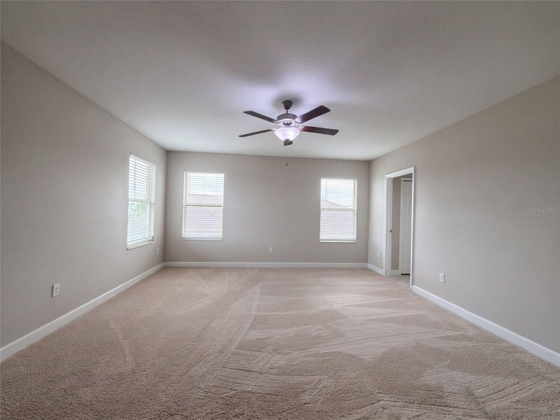 9430 Channing Hill Dr, Ruskin, FL 33573
