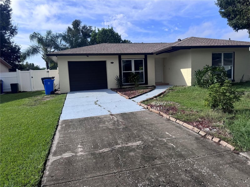 5208 Carrollwood Meadows Dr, Tampa, FL 33625