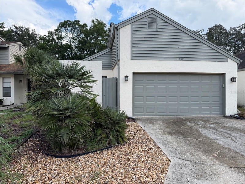 13811 Lazy Oak Dr #21, Tampa, FL 33613