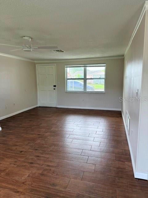 7323 Oak Crest Dr, Port Richey, FL 34668