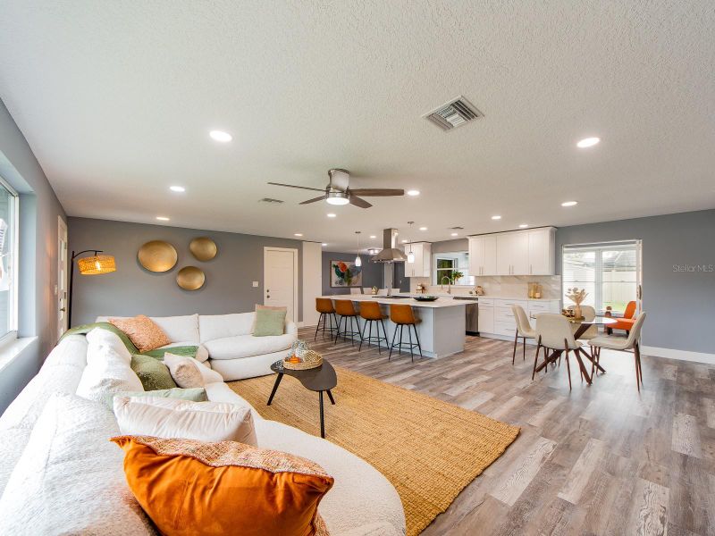 1825 Yale Dr, Clearwater, FL 33765