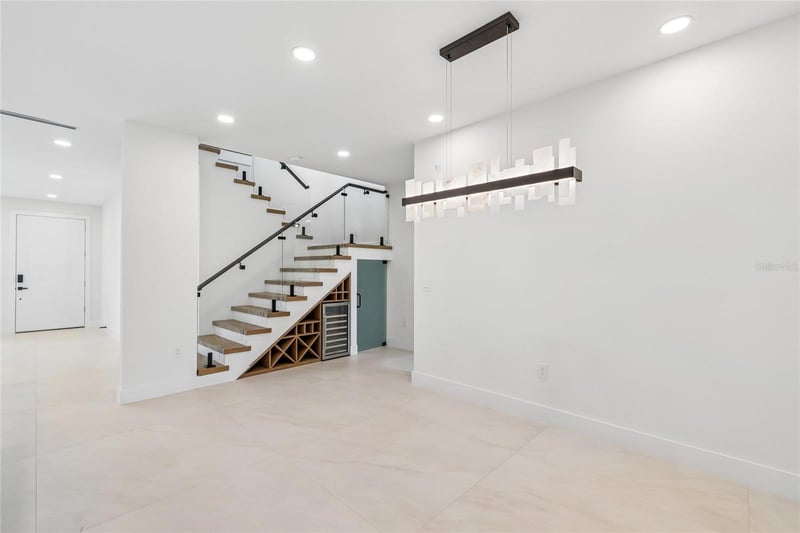 2307 N Elcoe Dr, Tampa, FL 33603