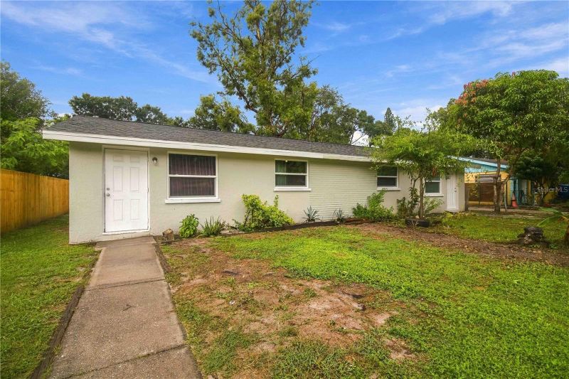 4212 9th St E, Bradenton, FL 34208