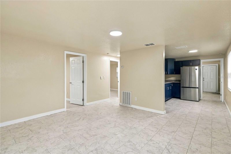 4212 9th St E, Bradenton, FL 34208