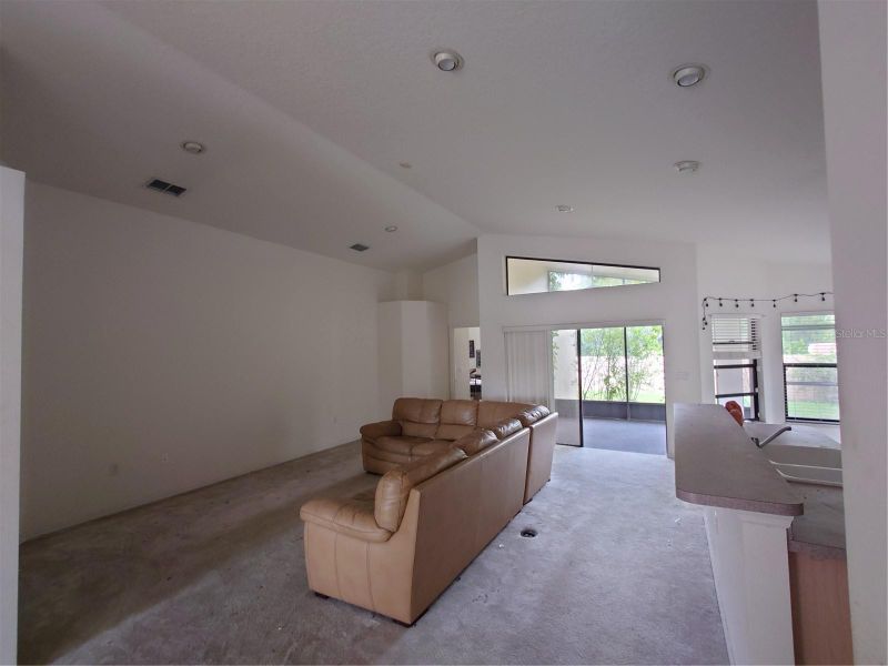 9335 Creekside Ct, Hudson, FL 34669