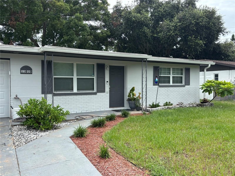 11010 Hassle Ave, Port Richey, FL 34668