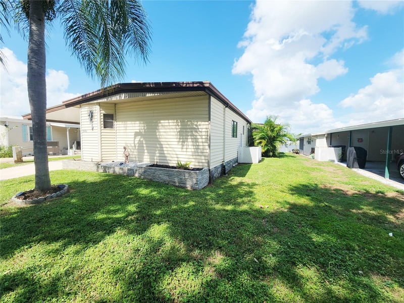 808 53rd Ave E #301, Bradenton, FL 34203