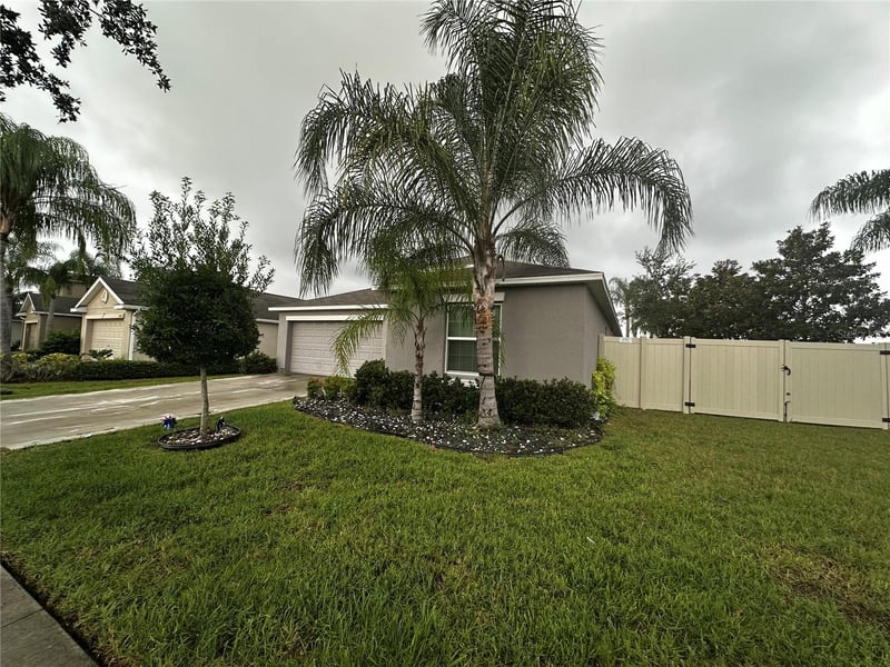 16503 Myrtle Sand Dr, Wimauma, FL 33598
