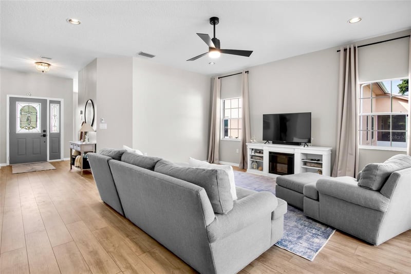 7303 52nd Ter E, Bradenton, FL 34203