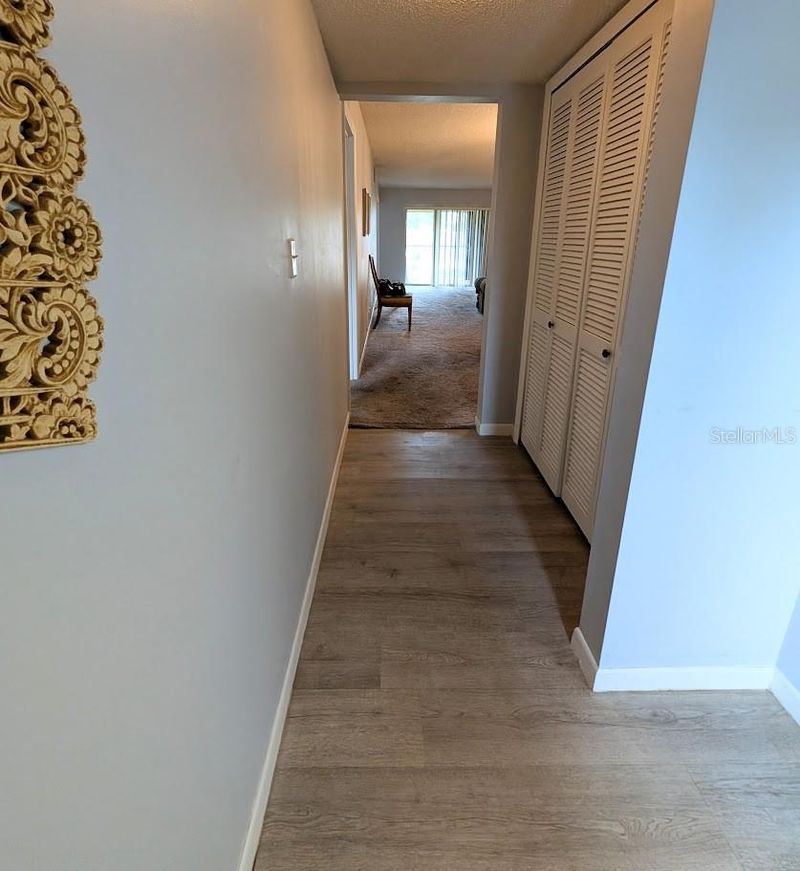 8765 Bardmoor Blvd #207, Seminole, FL 33777