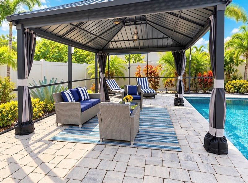 15705 Fort Island Pl, Sun City Center, FL 33573