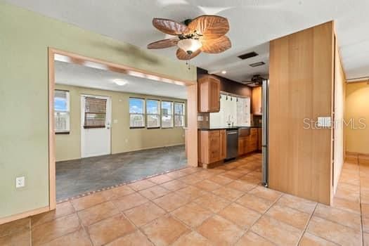 17 Jeff Rd, Largo, FL 33774