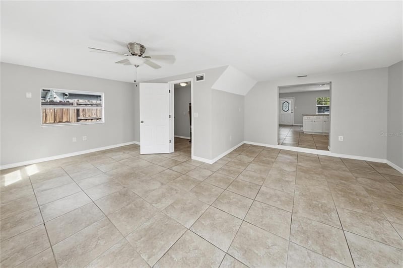 2903 E 97th Ave, Tampa, FL 33612