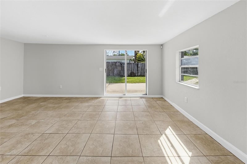 2903 E 97th Ave, Tampa, FL 33612
