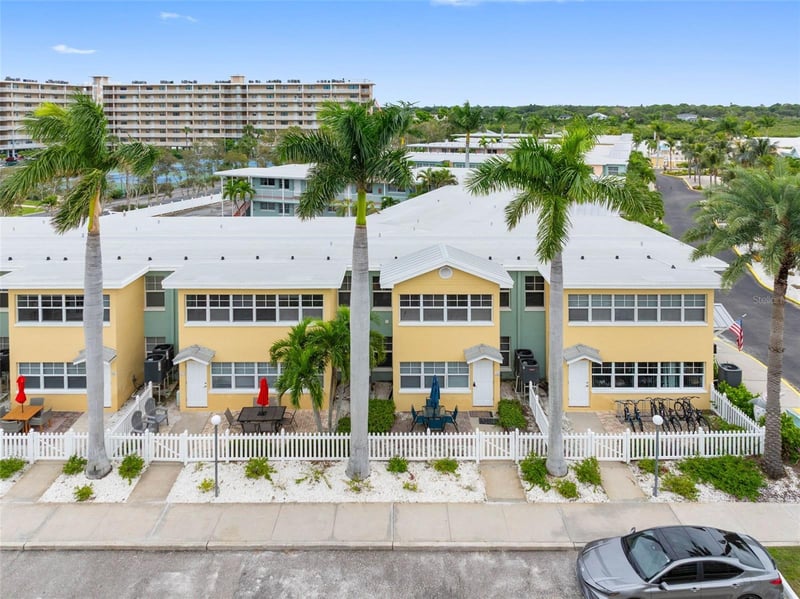 19417 Gulf Blvd #D206, Indian Shores, FL 33785