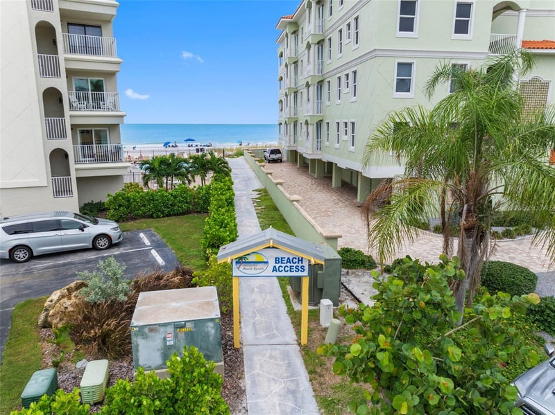 19417 Gulf Blvd #D206, Indian Shores, FL 33785