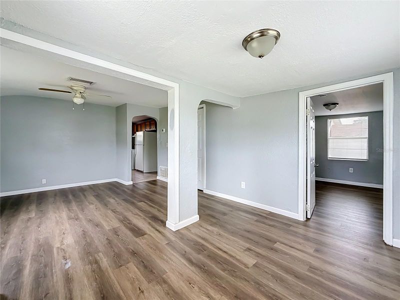 2135 Oakley Ave S, St Petersburg, FL 33712
