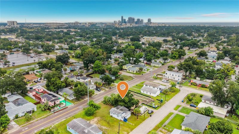 2135 Oakley Ave S, St Petersburg, FL 33712