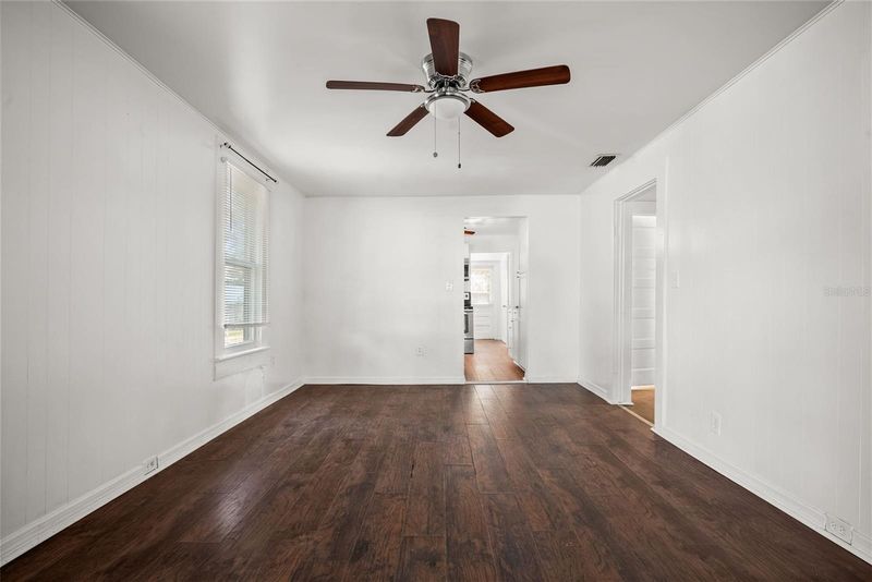 211 E Cluster Ave, Tampa, FL 33604