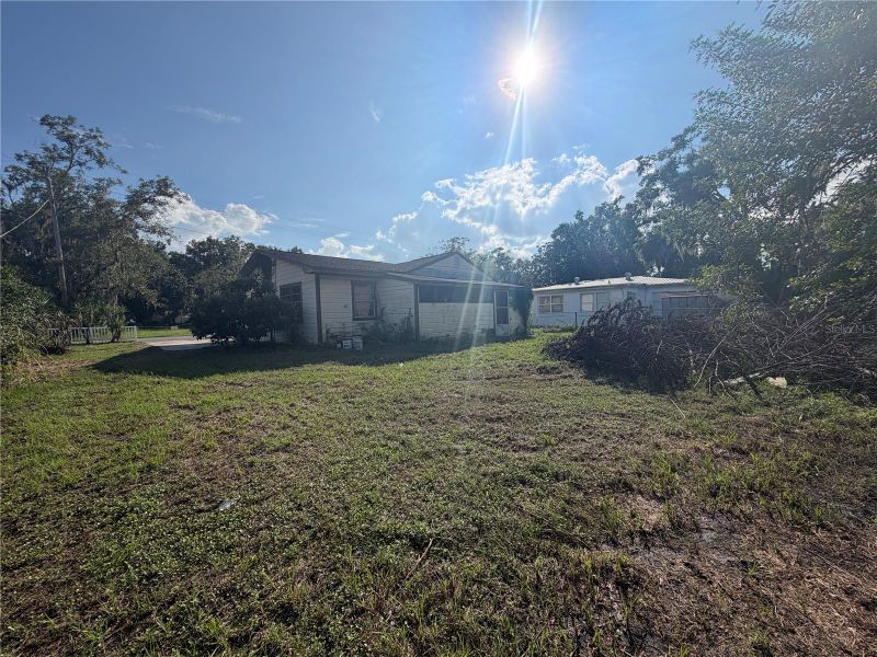 1104 E Warren St, Plant City, FL 33563