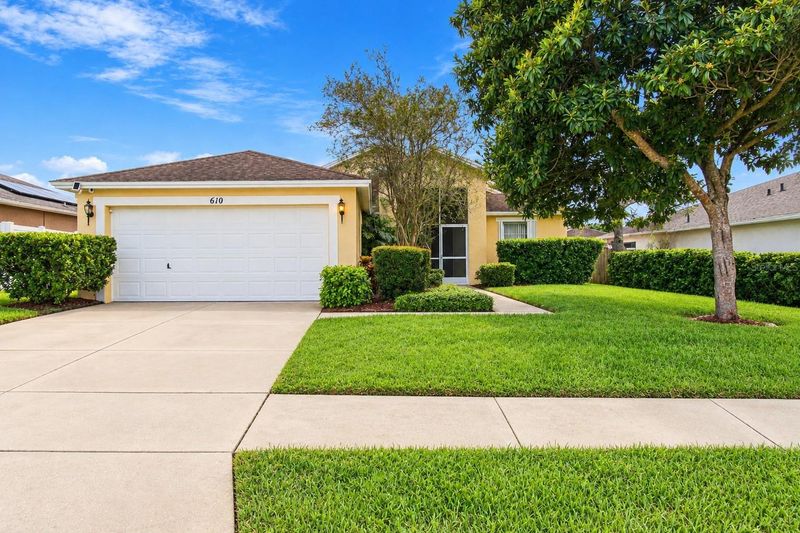 610 Lakemont Dr, Brandon, FL 33510