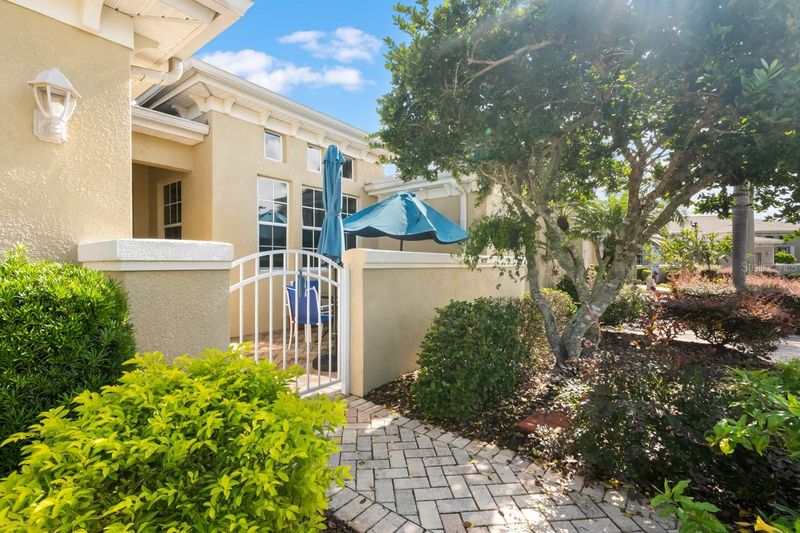 1009 Chelsea Greens Ct #37, Sun City Center, FL 33573