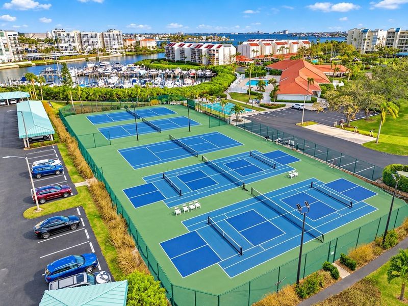 7979 Sailboat Key Blvd S #202, South Pasadena, FL 33707