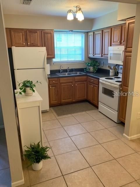 3580 38th Ave S #94, St Petersburg, FL 33711
