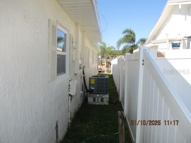 13739 Coco Ave, Hudson, FL 34667