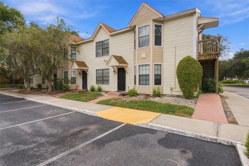 2302 Maki Rd #37, Plant City, FL 33563