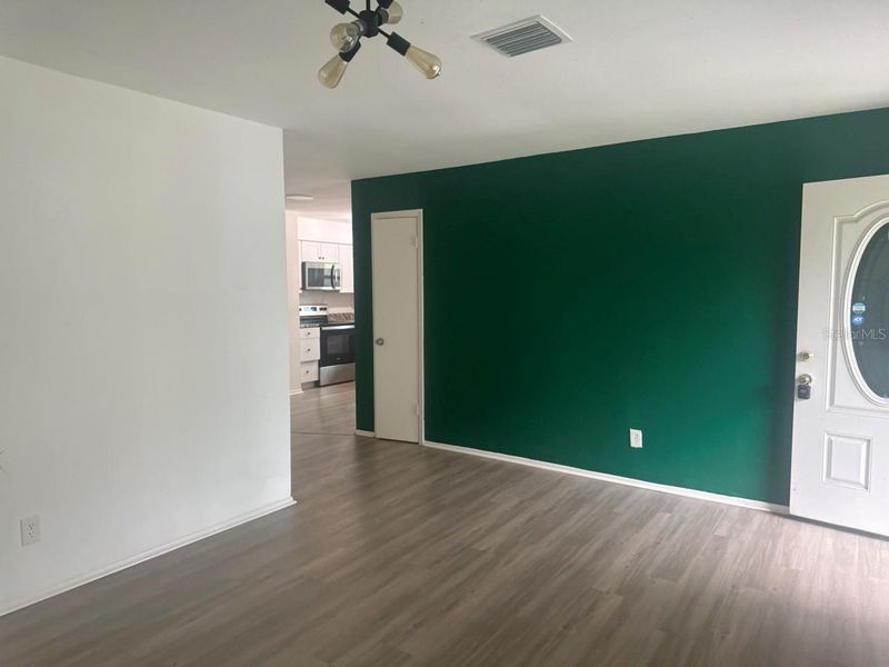 6199 59th Pl N, St Petersburg, FL 33709