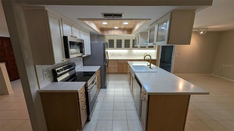12408 Golden Oak Cir, Hudson, FL 34669