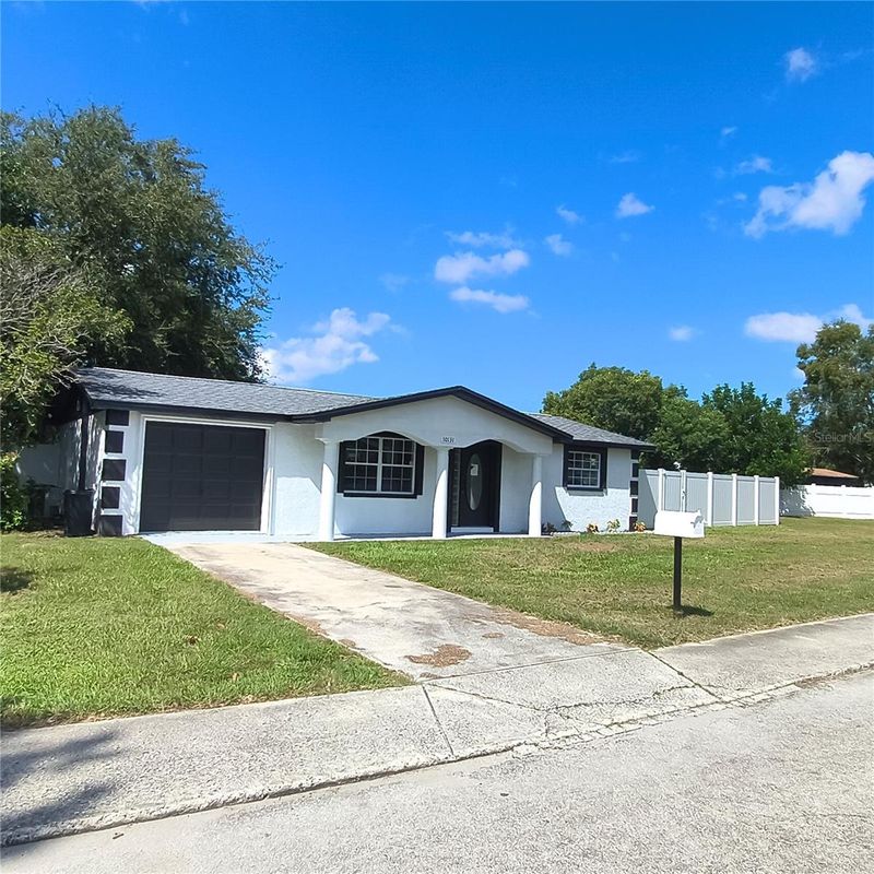 10131 Old Orchard Ln, Port Richey, FL 34668